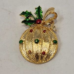 Gerrys Gold Tone Red Green Enamel Christmas Ornament Brooch Vintage Holiday
